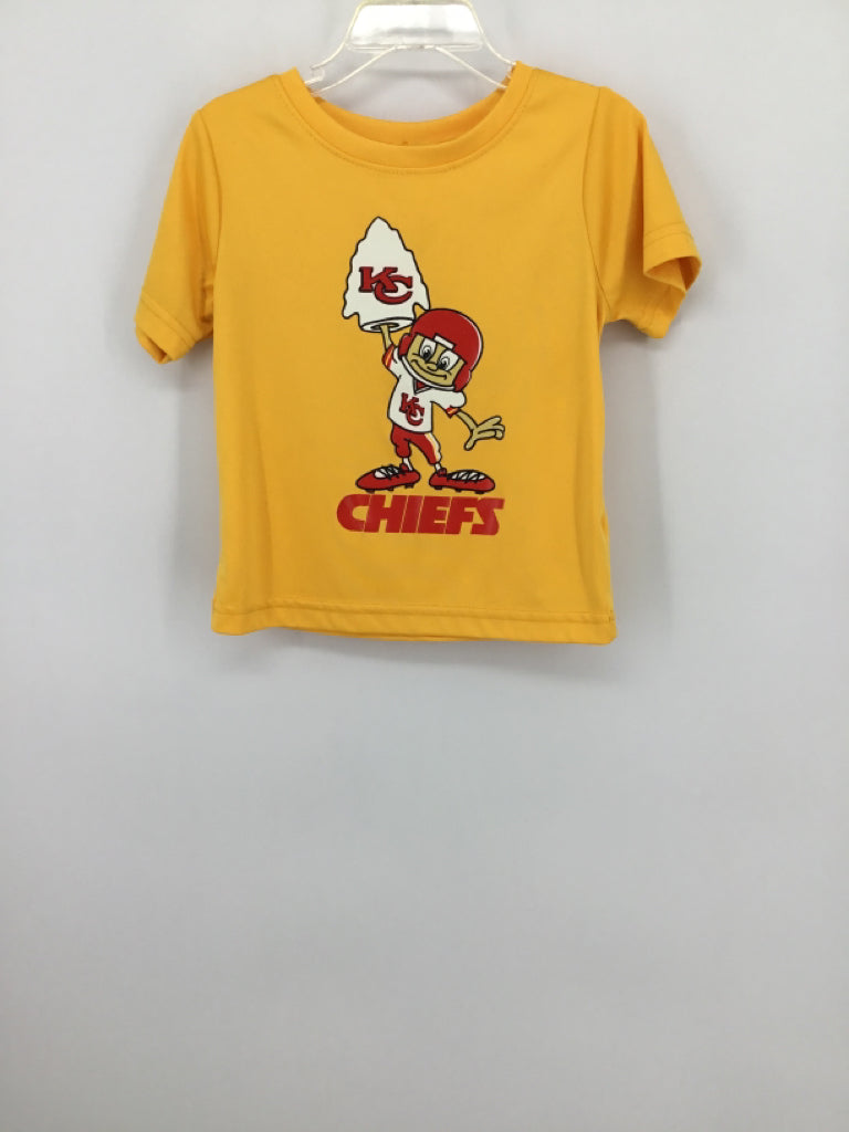 NFL Child Size 2 Yellow Sports T-shirt - boys