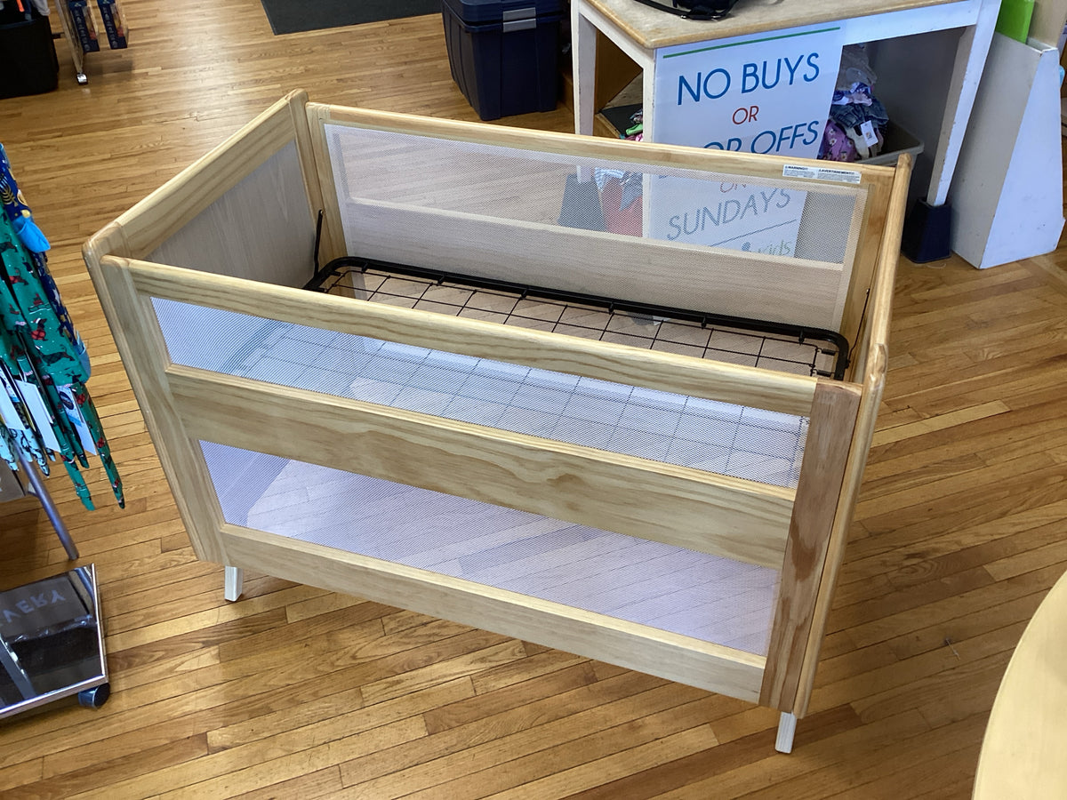 Breathable Baby Mesh 3-in-1 Convertible Crib - natural wood