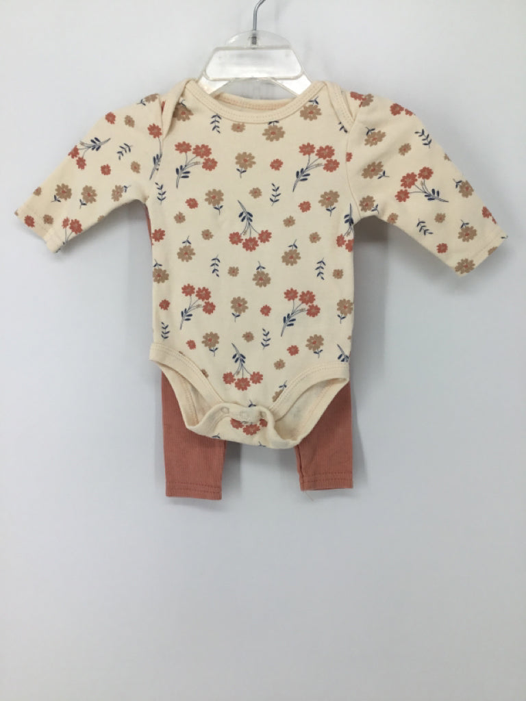 Rene Rofe Child Size 0-3 Months Cream Outfit - girls
