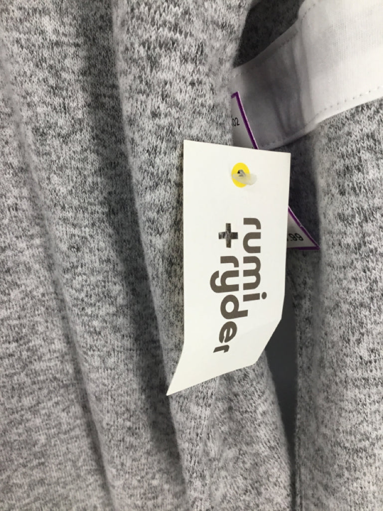 Rumi + Ryder Child Size 12 Gray Shirt - girls