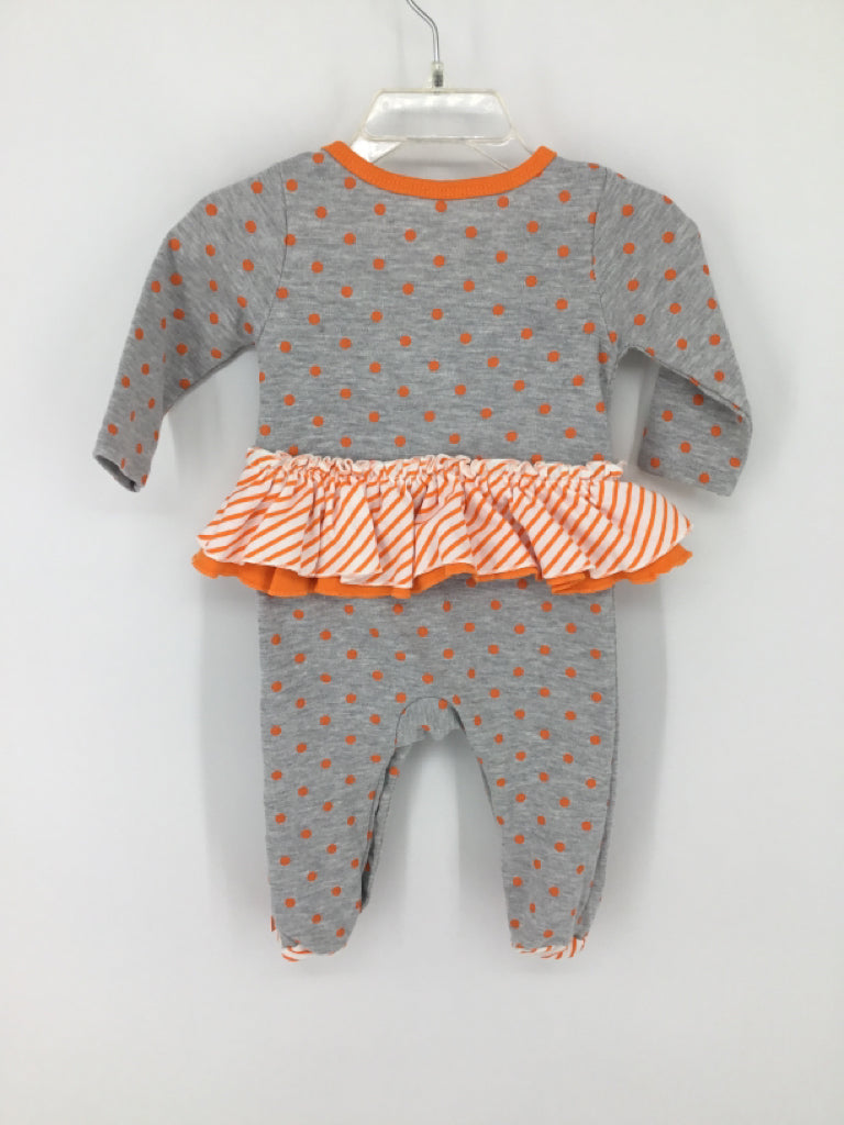 Baby Essentials Child Size 6 Months Gray Halloween Outfit