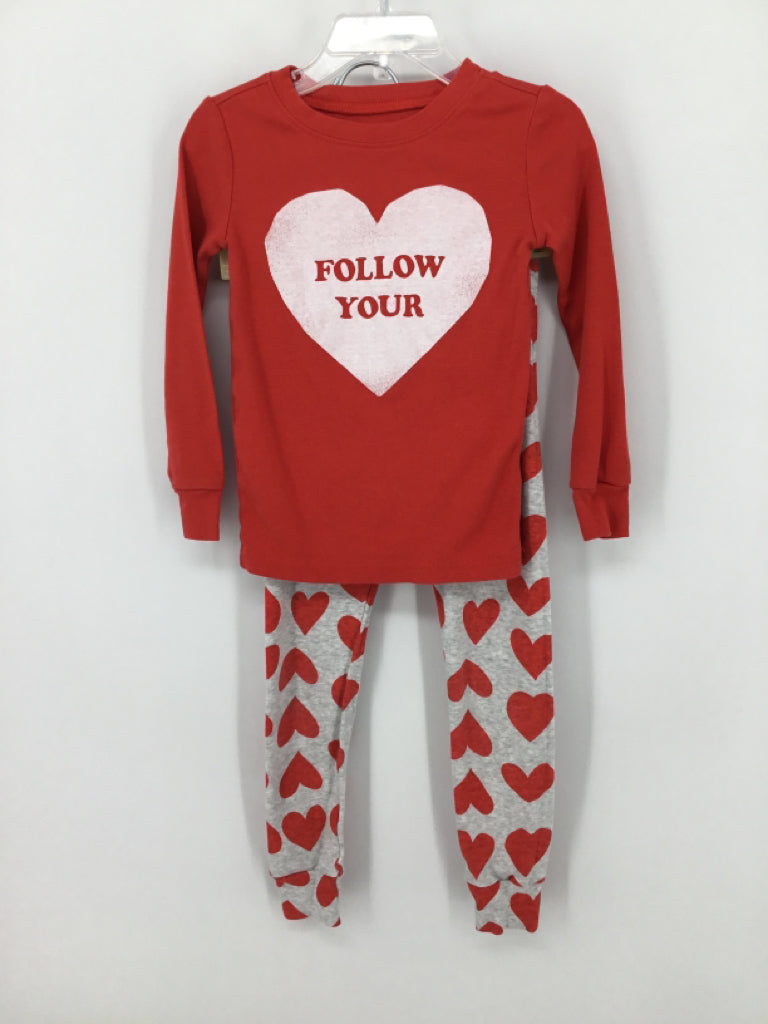 Old Navy Child Size 4 Red Valentine's Day Pajamas