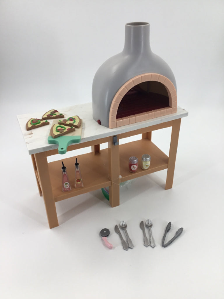 Our Generation Outdoor Pizza Oven Set