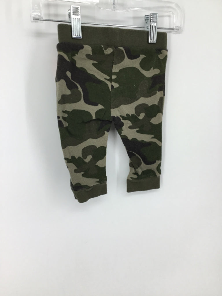 Old Navy Child Size 3-6 Months Green Camoflage Pants - boys
