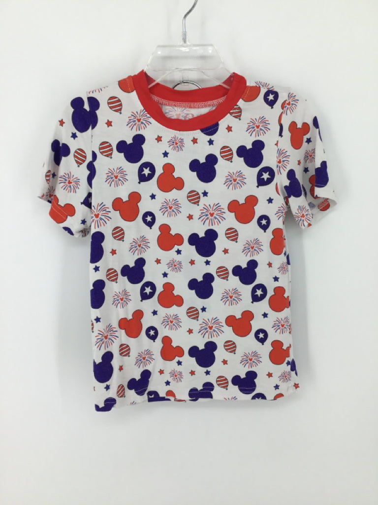 C&M Designs Child Size 5 White Stars & Stripes Pajamas